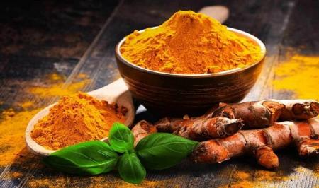 مضرات مصرف بیش از حد زردچوبه در غذا
