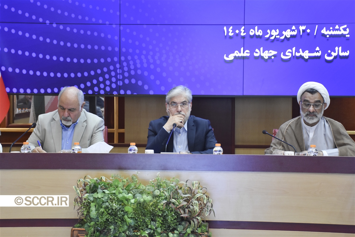 تاکید دبیر شورای عالی انقلاب فرهنگی بر حمایت از اندیشمندان و دانشمندان جوان 