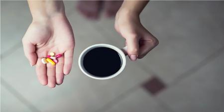 پس از مصرف قهوه آنتی بیوتیک نخورید