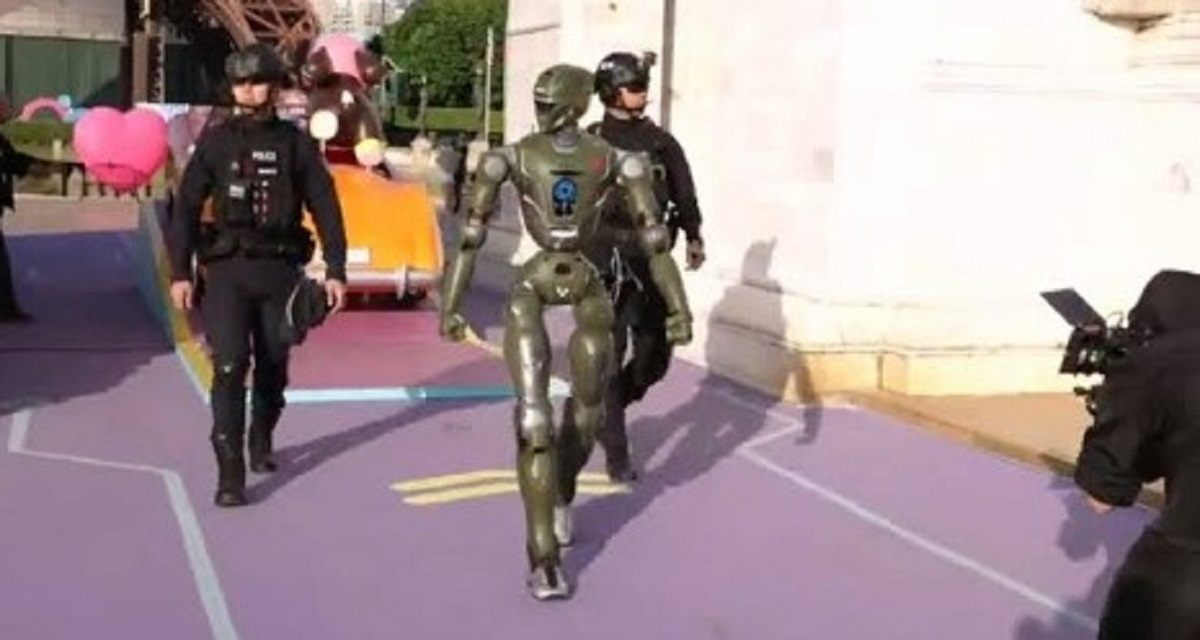 چین از ربات نظامی «آواتار» رونمایی کرد؛ سرباز آهنی با حرکات انسان می‌جنگد!+ تصاویر