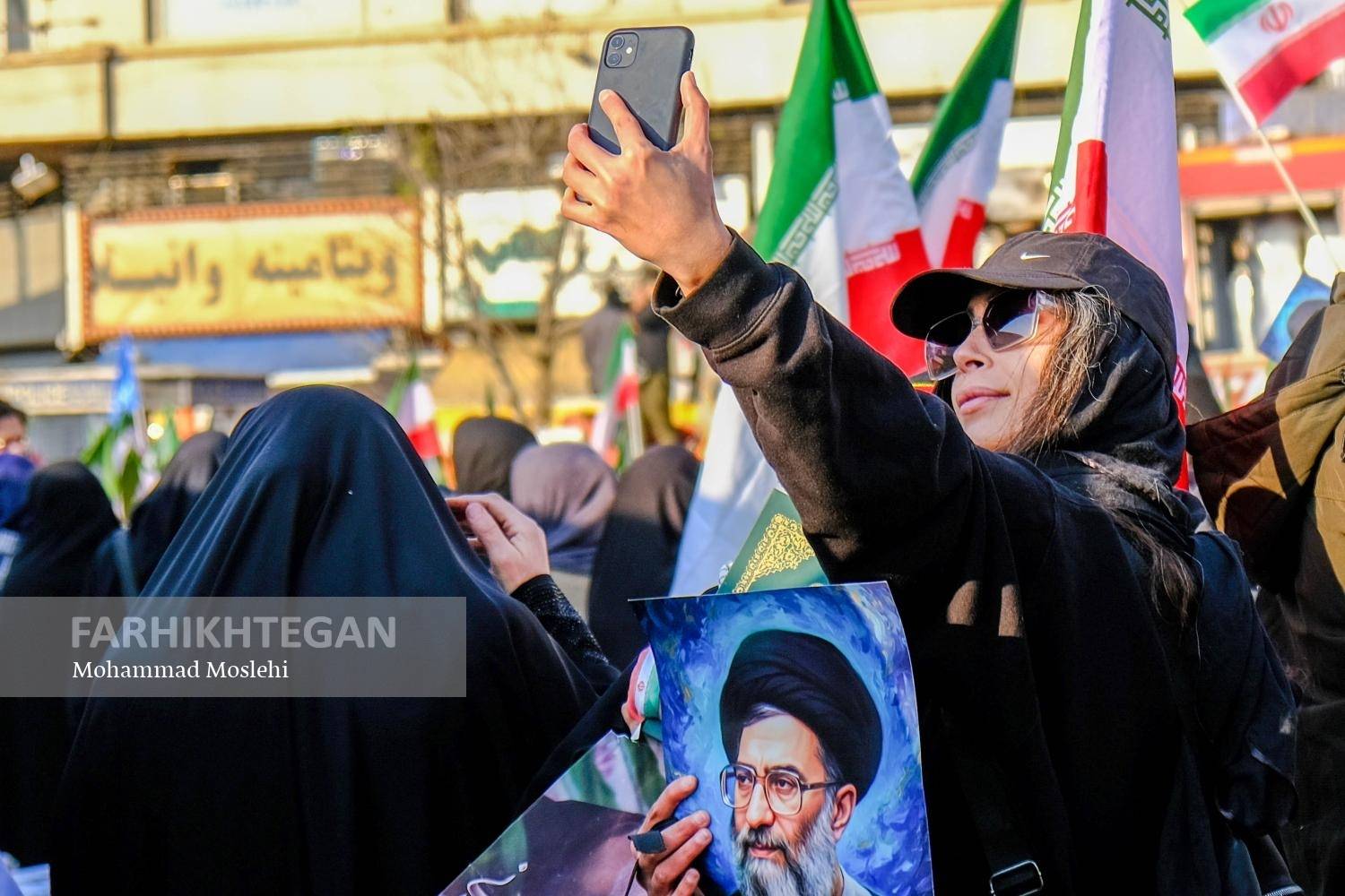 سلفی با نماد اقتدار ایران؛ امروز 