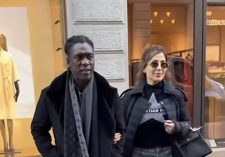 سیدورف و همسر ایرانی‌اش در خیابان‌های میلان+ عکس