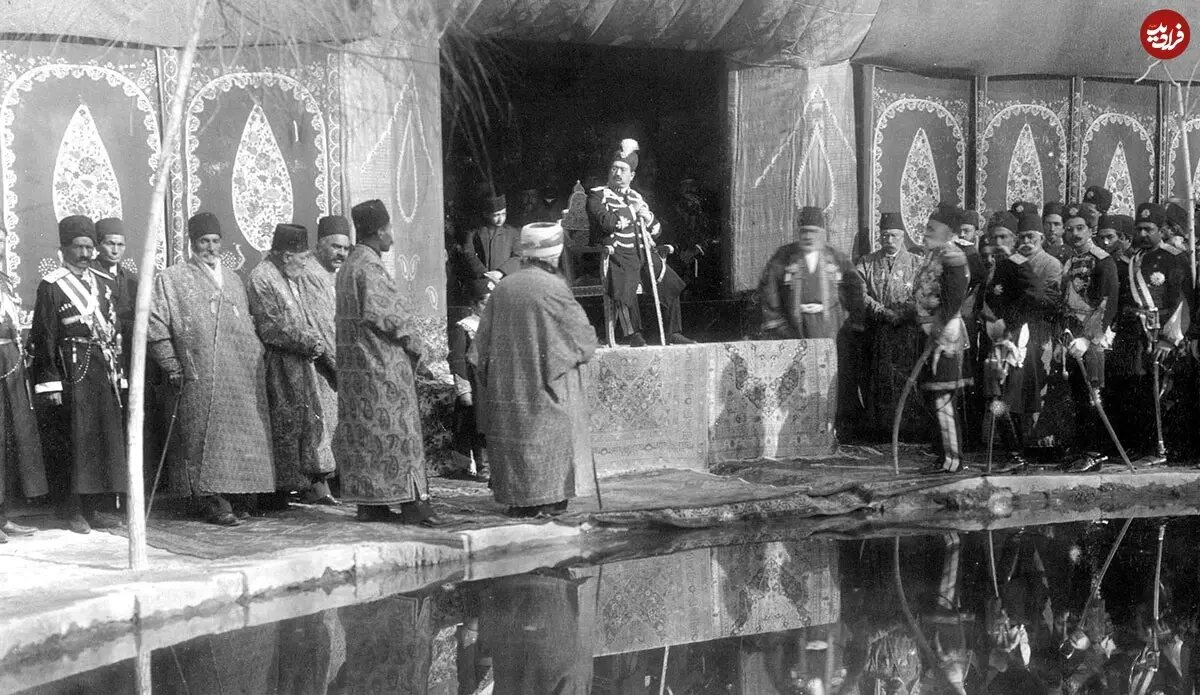جلوس محمدعلی‌شاه در باغشاه و پس از به توپ بستن مجلس