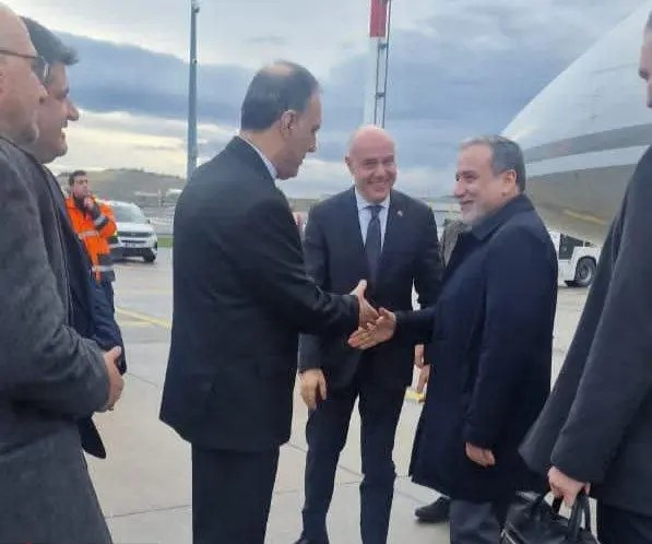 استقبال رسمی مقامات ترکیه از عراقچی در استانبول+ عکس