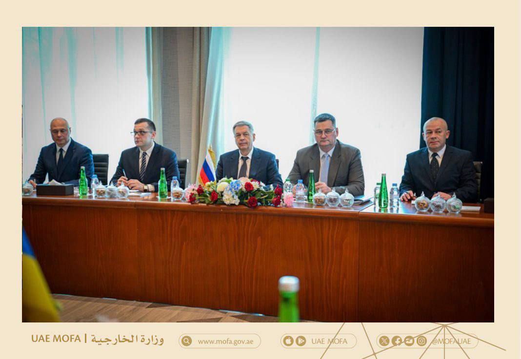 اولین عکس‌های مذاکرات سه‌جانبه روسیه، اوکراین و آمریکا در ابوظبی