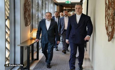 تصویری پربازدید از عراقچی در مذاکرات مسقط