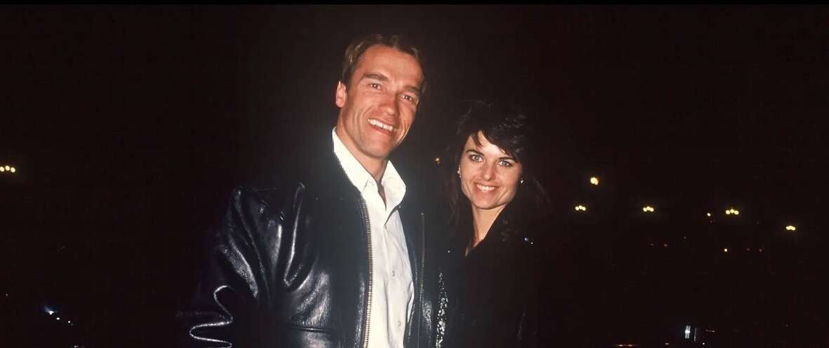 تصویری جالب از آرنولد در کنار همسرش در یک مهمانی در پاریس+ عکس