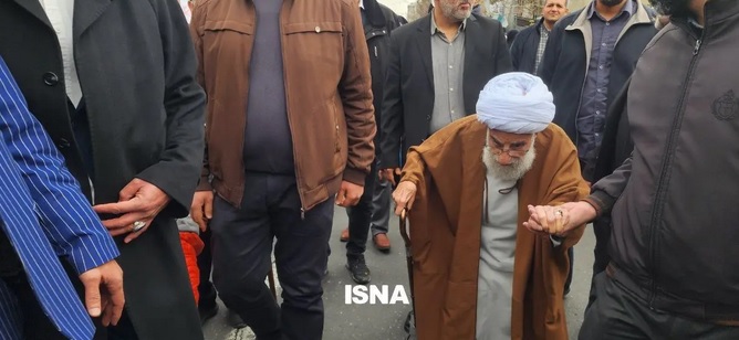  حضور آیت الله جنتی ۹۸ ساله در راهپیمایی امروز تهران 