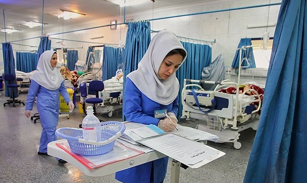  آموزش غیردانشگاهی در نظام سلامت مشکلی را رفع نمی‌کند