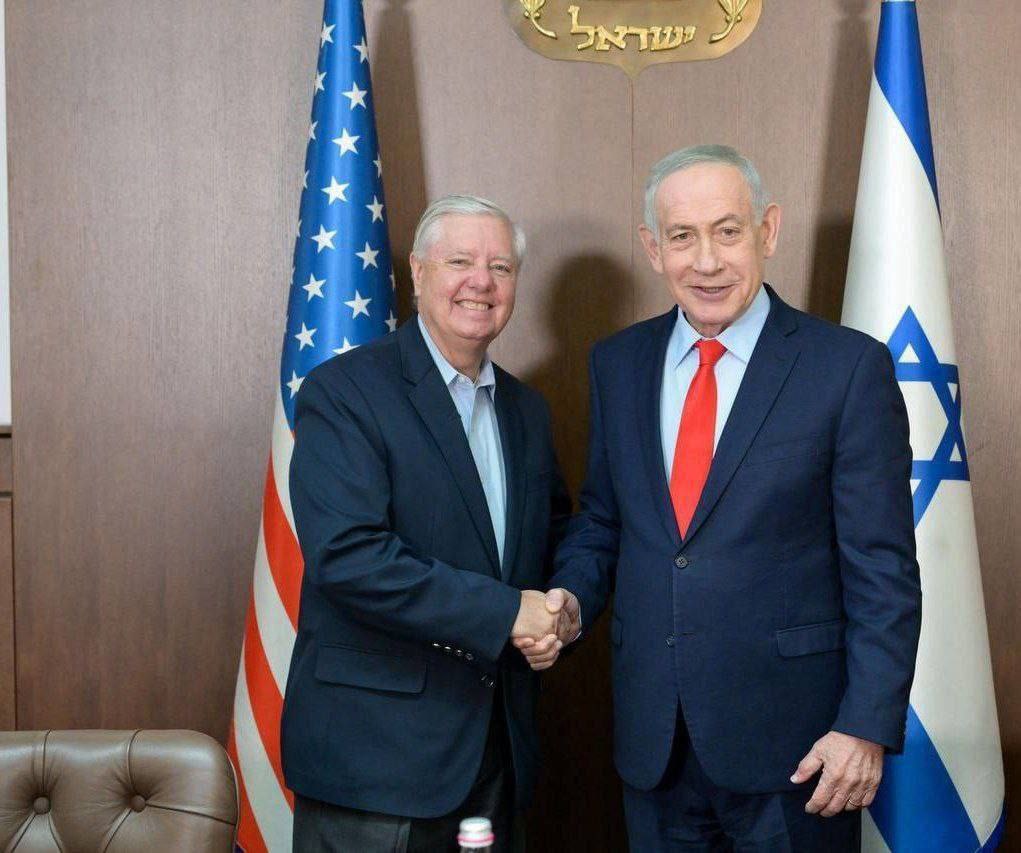 عکس/ دیدار نتانیاهو با لیندزی گراهام سناتور جمهوری خواه آمریکایی در اورشلیم