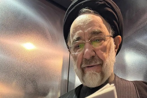 تصویر تازه  ازخاتمی پس از شایعات اخیر منتشر شد 