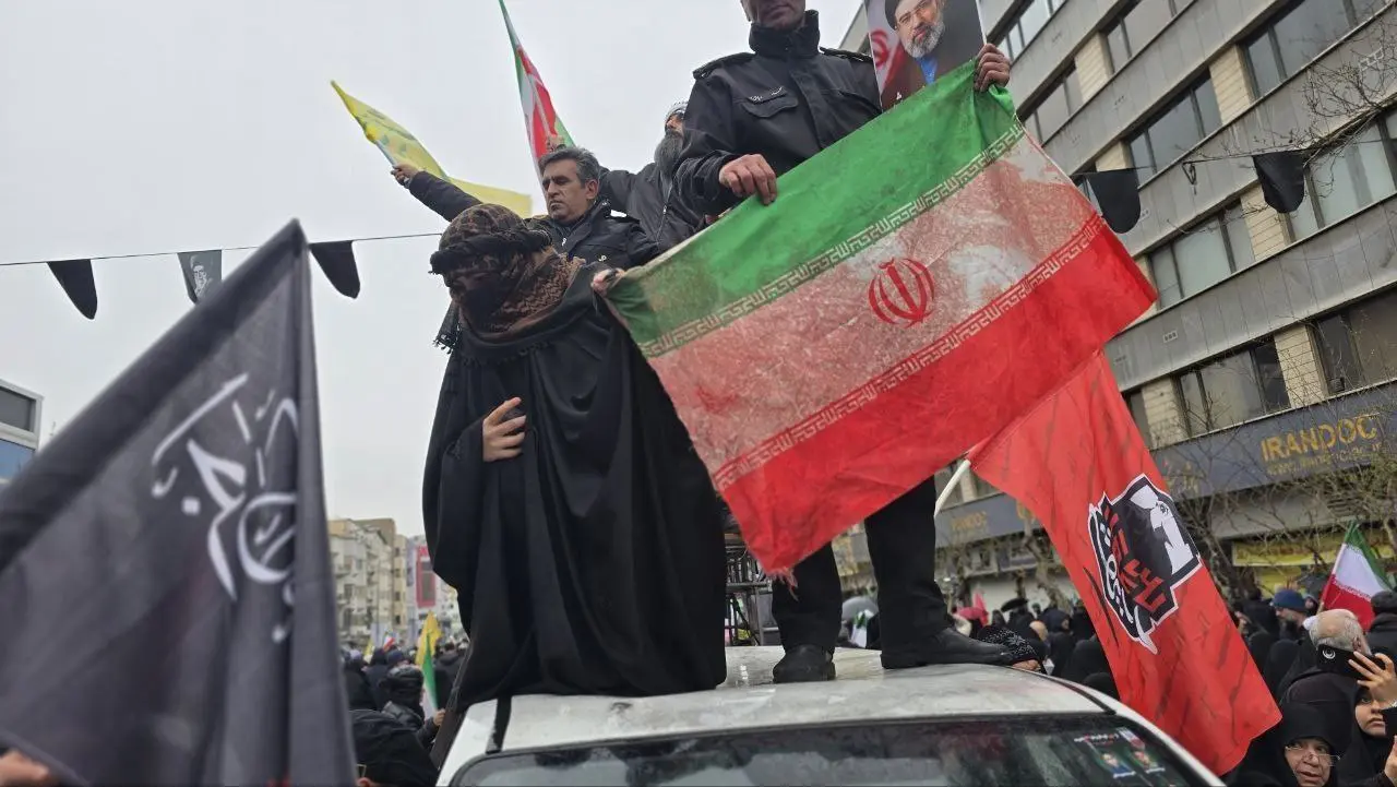 شهادت یک خانم در راهپیمایی روز قدس+ عکس