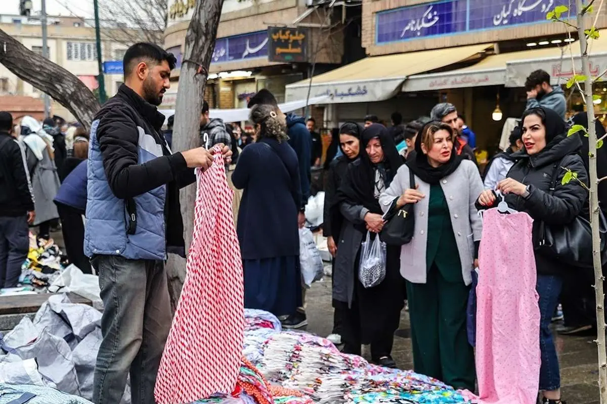 بازار شب عید در تهران+ عکس
