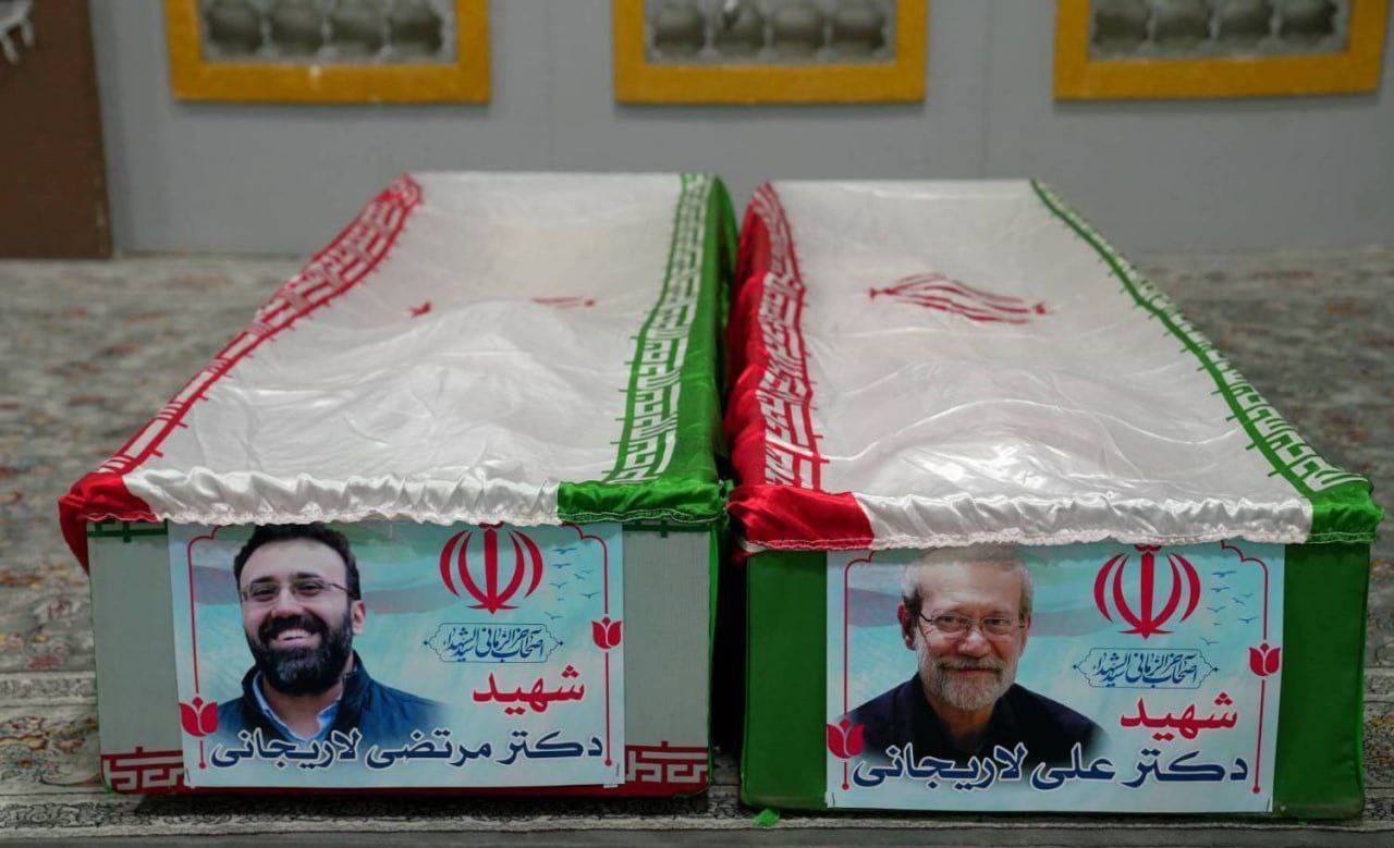 اولین تصویر از تابوت شهید علی لاریجانی در کنار فرزندش در معراج شهدای تهران