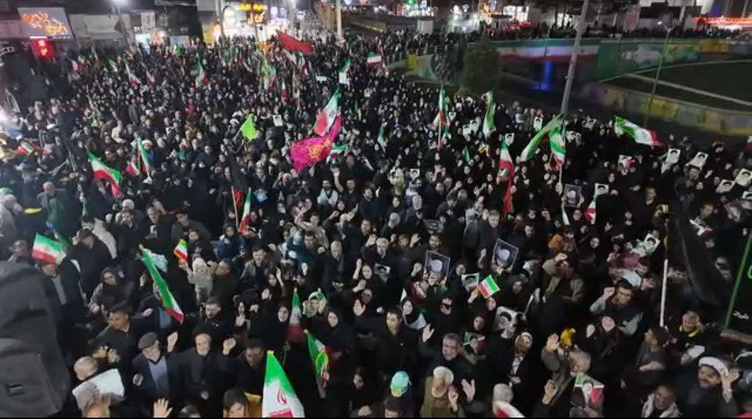 ما وقتی می‌خواهیم دلمان قرص شود به این عکس نگاه می‌کنیم
