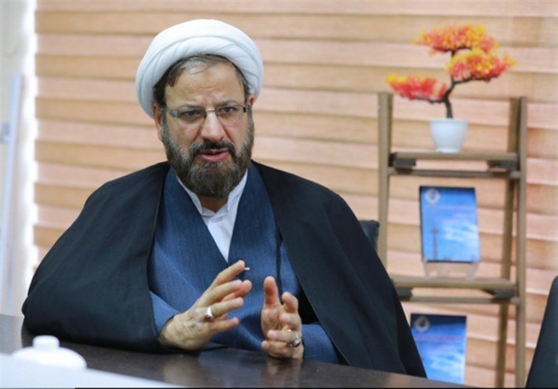 رهبر شهید نقش بی‌بدیلی در تبیین گفتمان انقلاب اسلامی داشتند 
