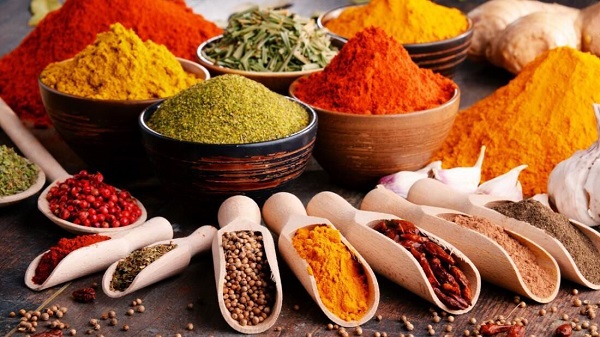بهترین ادویه‌ها برای مرغ را بشناسید