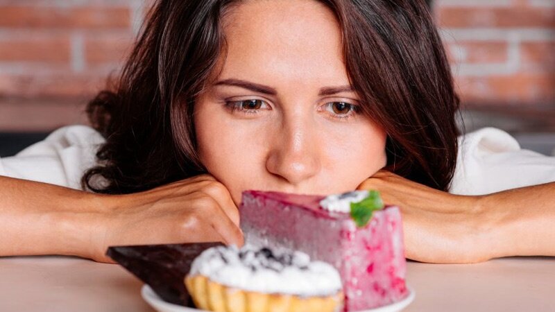 ۳۰ دقیقه بعد از خوردن شکر این اتفاقات در بدن می‌افتد