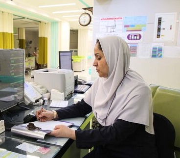 باید روایتگر مجاهدت‌های کادر سلامت در ایام جنگ تحمیلی سوم باشیم