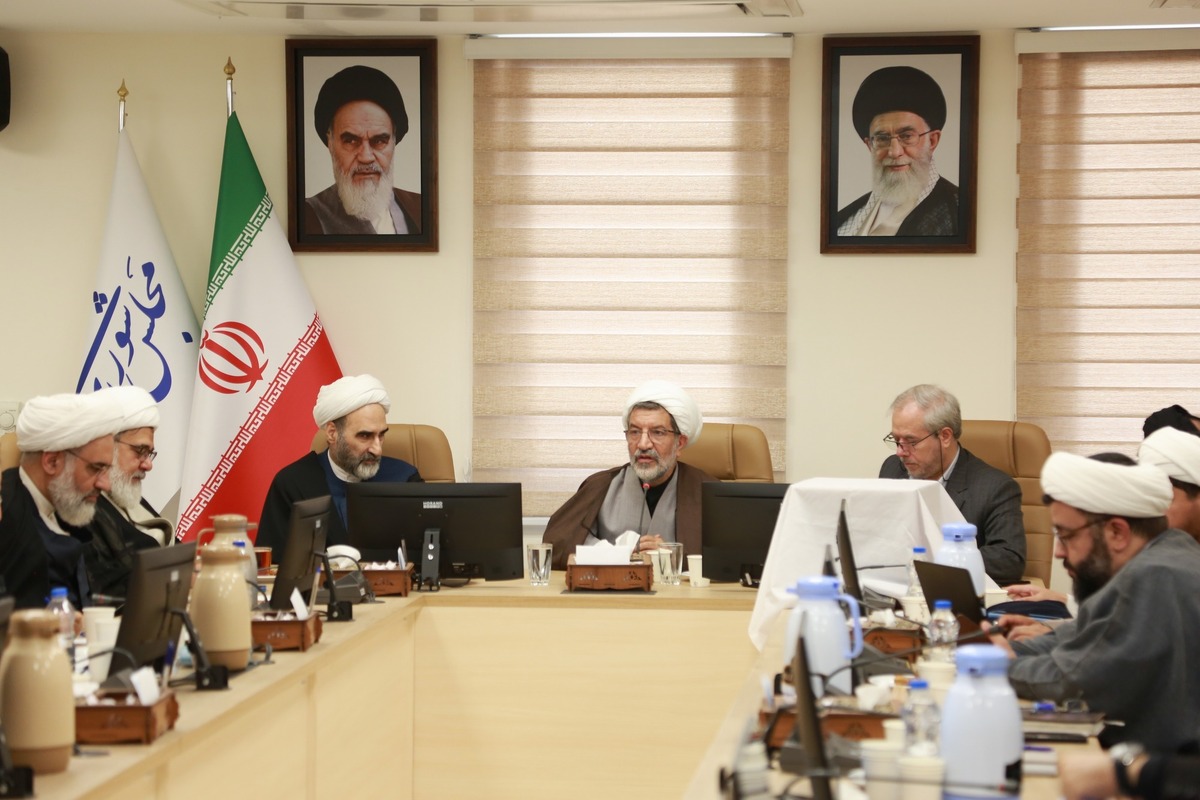 شهید لاریجانی ترکیبی نادر از مدیریت کم‌نظیر، دانش گسترده و حلم و بردباری بود 