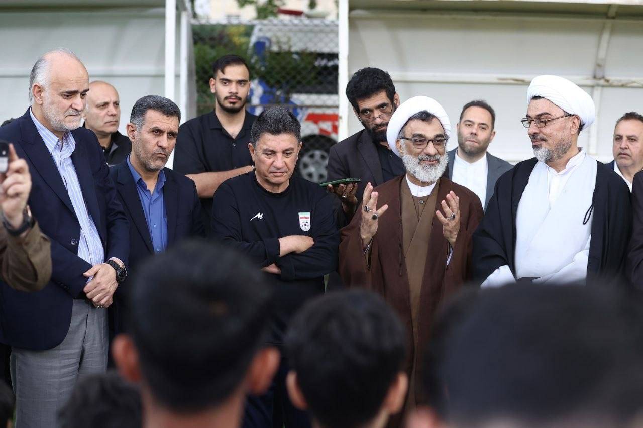 با ایمان و شجاعت به میدان بروید؛ هر گل شما شادی‌آفرین میلیون‌ها ایرانی است 