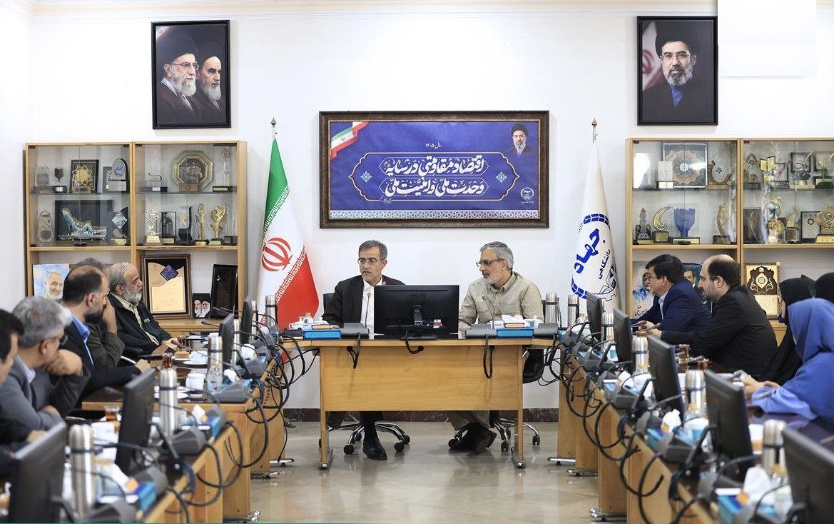 تأکید رئیس جهاددانشگاهی بر روایت پیشرفت و دستاوردهای کشور برای جوانان 