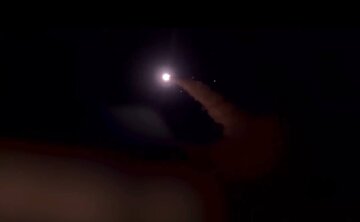 تصاویری از پاسخ موشکی ایران به حمله آمریکا به فرودگاه بندرعباس
