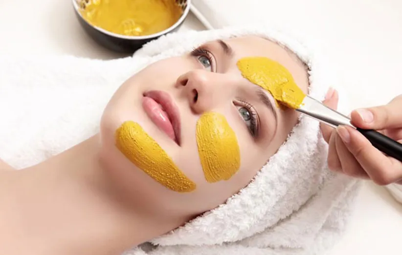 ۵ ماسک صورت خانگی برای روشن شدن پوست و کاهش لک‌های تیره