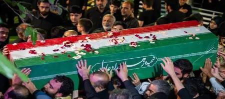 تصاویری از وداع با پیکر همسر و عروس شهید رهبر انقلاب