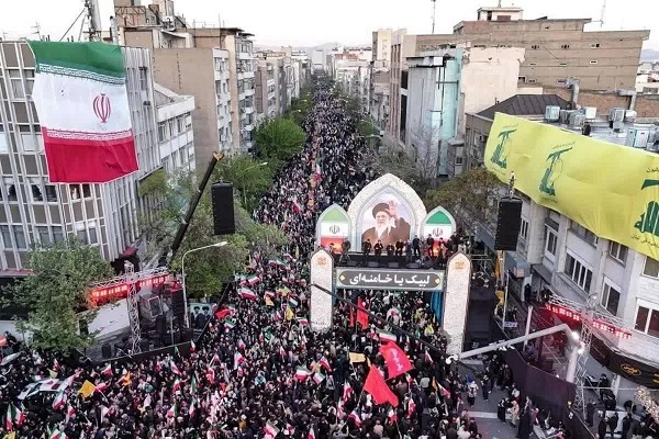 ۱۴ دلیل مهدوی برای حضور در تشییع رهبر شهید/ اینفوگرافیک