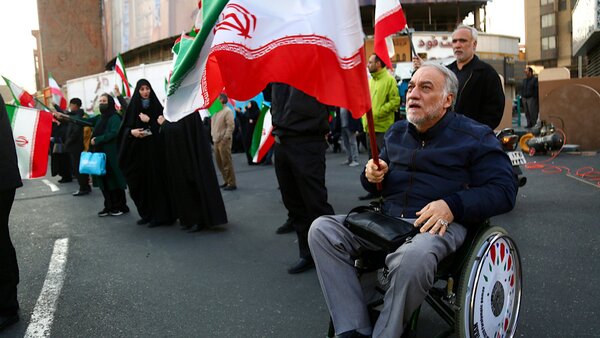 اهنمای حضور ایمن بیماران قلبی، دیابتی‌ها و سالمندان در مراسم تشییع رهبر شهید
