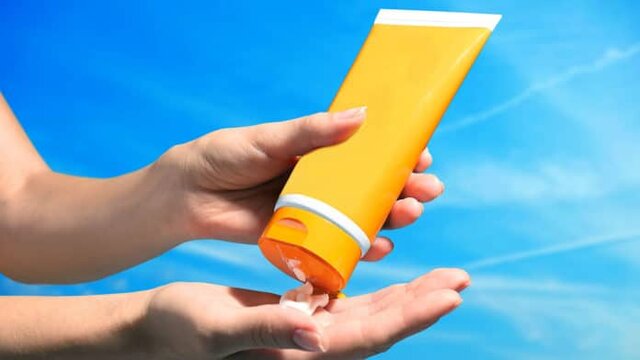 ویژگی‌های کرم ضدآفتاب مناسب برای هر فرد/معیار تشخیص خشکی و چربی پوست 