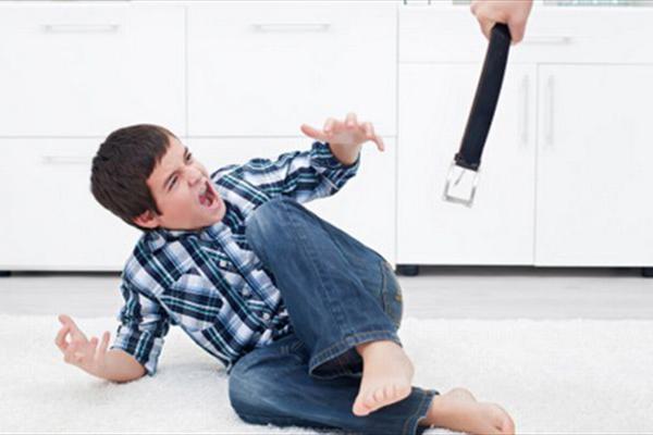  تنبیه بدنی راهکار مناسبی برای تربیت کودک نیست