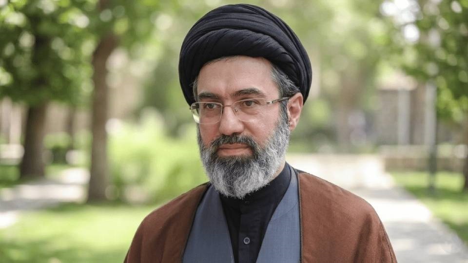 پیام تسلیت رهبر انقلاب به‌مناسبت درگذشت مادر شهیدان مظفر 