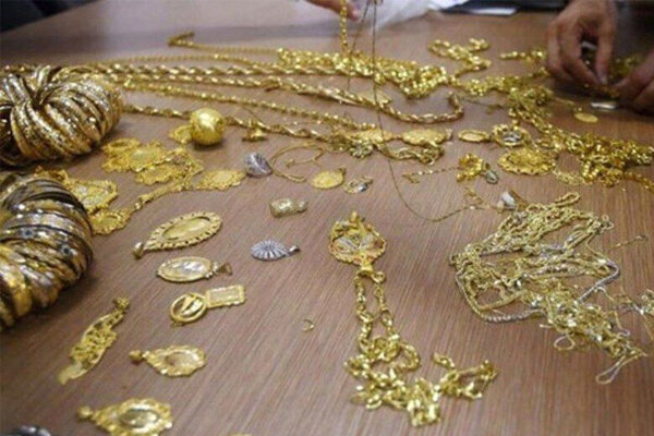  تحویل ۱.۵ کیلوگرم طلای حادثه‌دیدگان توسط کارکنان اورژانس به صاحبانش