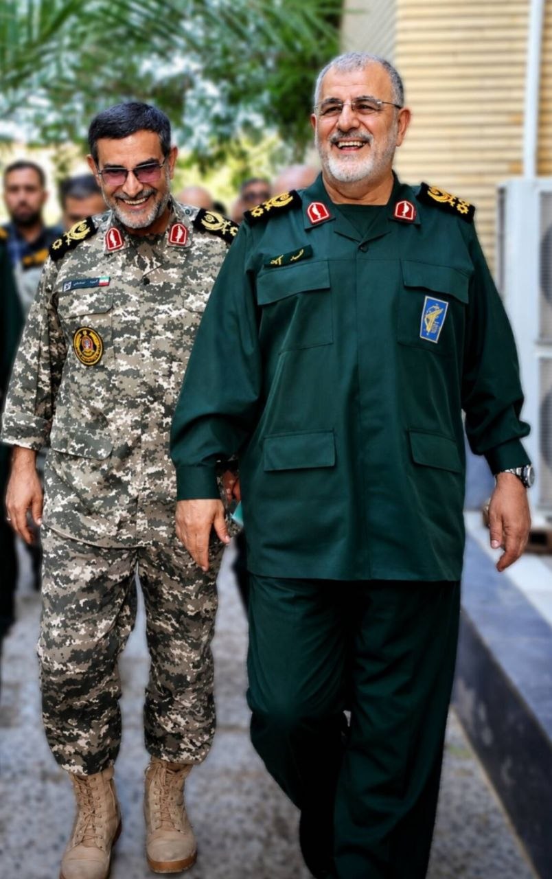 تصویر فرماندهان شهید سردار پاکپور و سردار تنگسیری