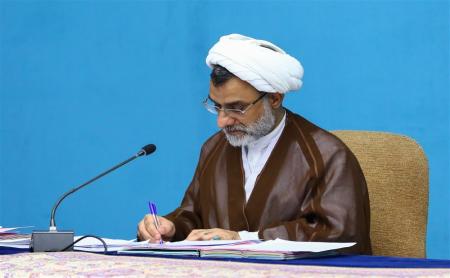 استاد خسروپناه در پیام روز خبرنگار: خبرنگاران در خط مقدم روایت حقیقت و صیانت از هویت و عزت ملی قرار دارند 