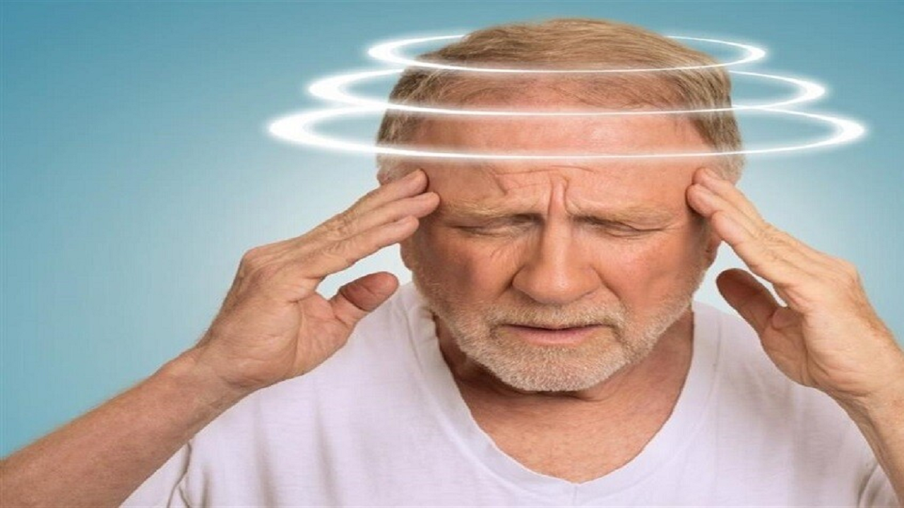  چرا وقتی می‌ایستم احساس سرگیجه می‌کنم؟