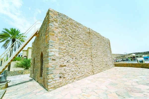 تصاویری از مسجدی ۳۰۰ ساله در عمان که فقط محل نماز نبود
