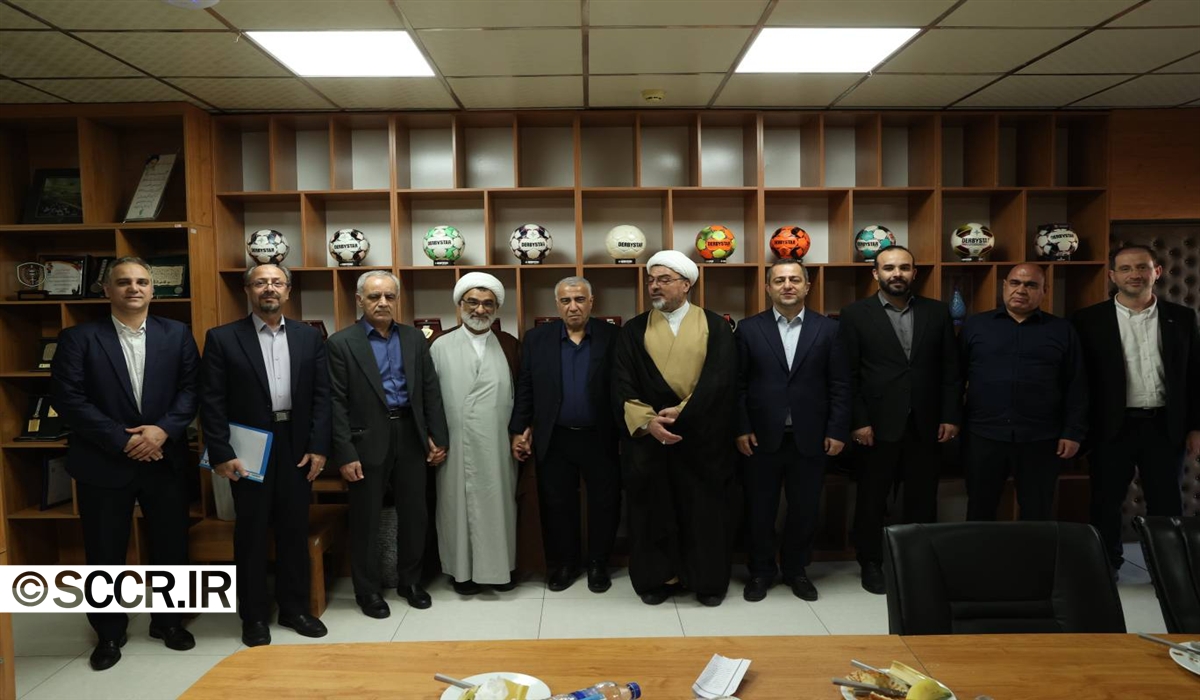 فوتبال نباید سیاست‌زده شود اما پیوندش با فرهنگ و سیاست حفظ گردد/ الگوی «حکمرانی مشارکت هواداران» راهکار برون‌رفت از چالش‌های فوتبال کشور 