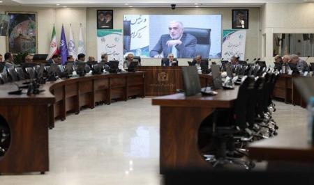 رئیس سازمان غذا و دارو: نمی‌توان بازار دارو را با تأخیر در پرداخت‌های بیمه‌ای اداره کرد