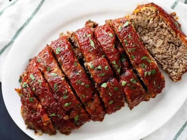 طرز تهیه میت‌لوف خانگی یک غذای مجلسی اما ساده