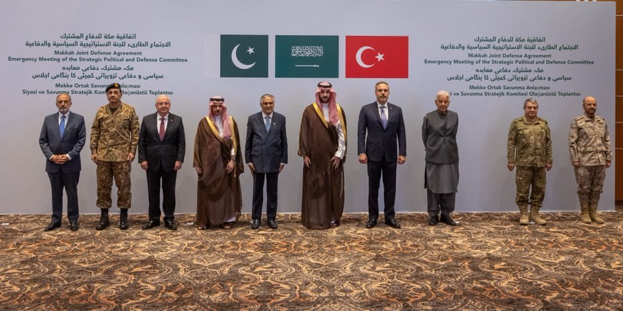 نشست سه‌جانبه ترکیه، عربستان و پاکستان در ریاض+عکس