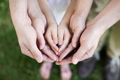 زخم های خانواده چگونه از یک نسل به نسل بعد منتقل می شوند+ اینفوگرافیک