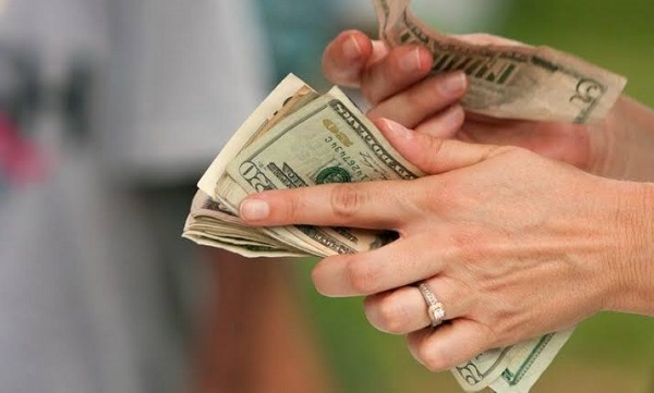چرا ارزش پول در ذهن افراد مختلف متفاوت است؟