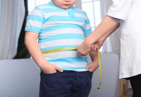 هشدار سازمان جهانی بهداشت درباره چاقی کودکان