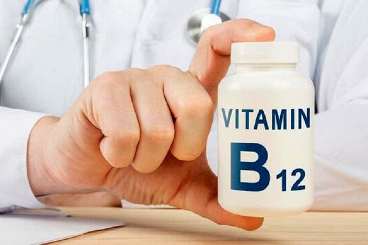 کمبود ویتامین B12 چگونه اعصاب را تحت تأثیر قرار می‌دهد؟