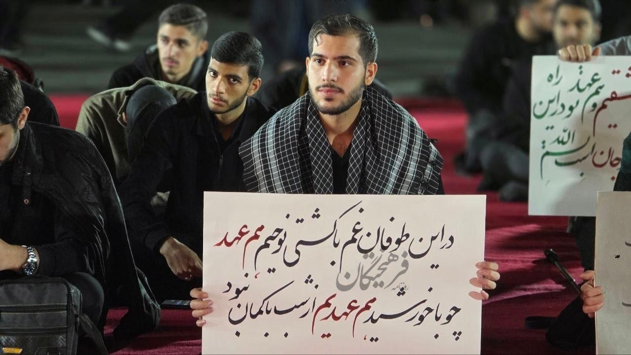 دست نوشته دانشجو‌ها در بیعت با رهبر انقلاب+عکس