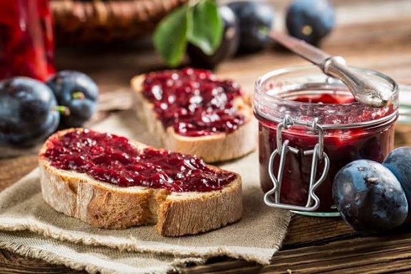مربای سفت‌شده را دور نریزید؛ با چند ترفند ساده دوباره مثل روز اولش کنید!