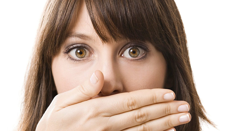 چگونه دروغگو را کشف کنیم: زبان بدن دروغگوها